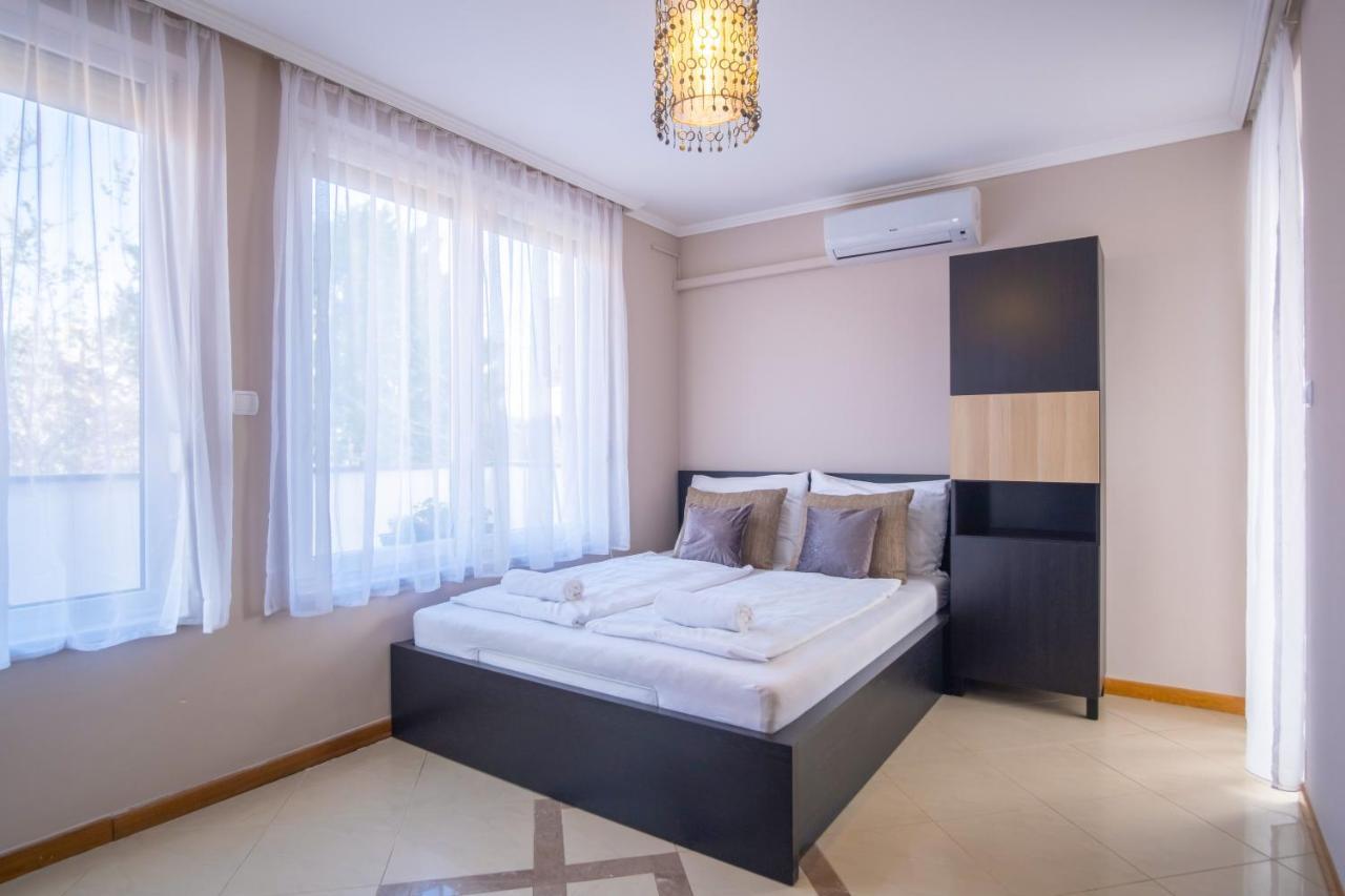 MF Belvedere Apartment Siófok Buitenkant foto